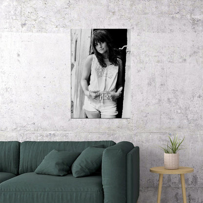 Country Rock Singer Linda Ronstadt Attractive Poster Wall Art Print Home Wall Decor