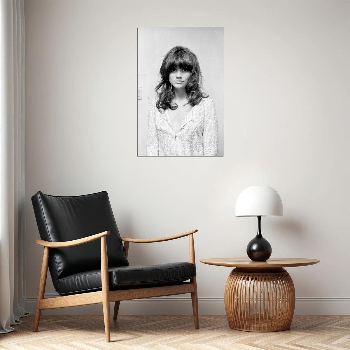 Country Rock Singer Linda Ronstadt Attractive Poster Wall Art Print Home Wall Decor